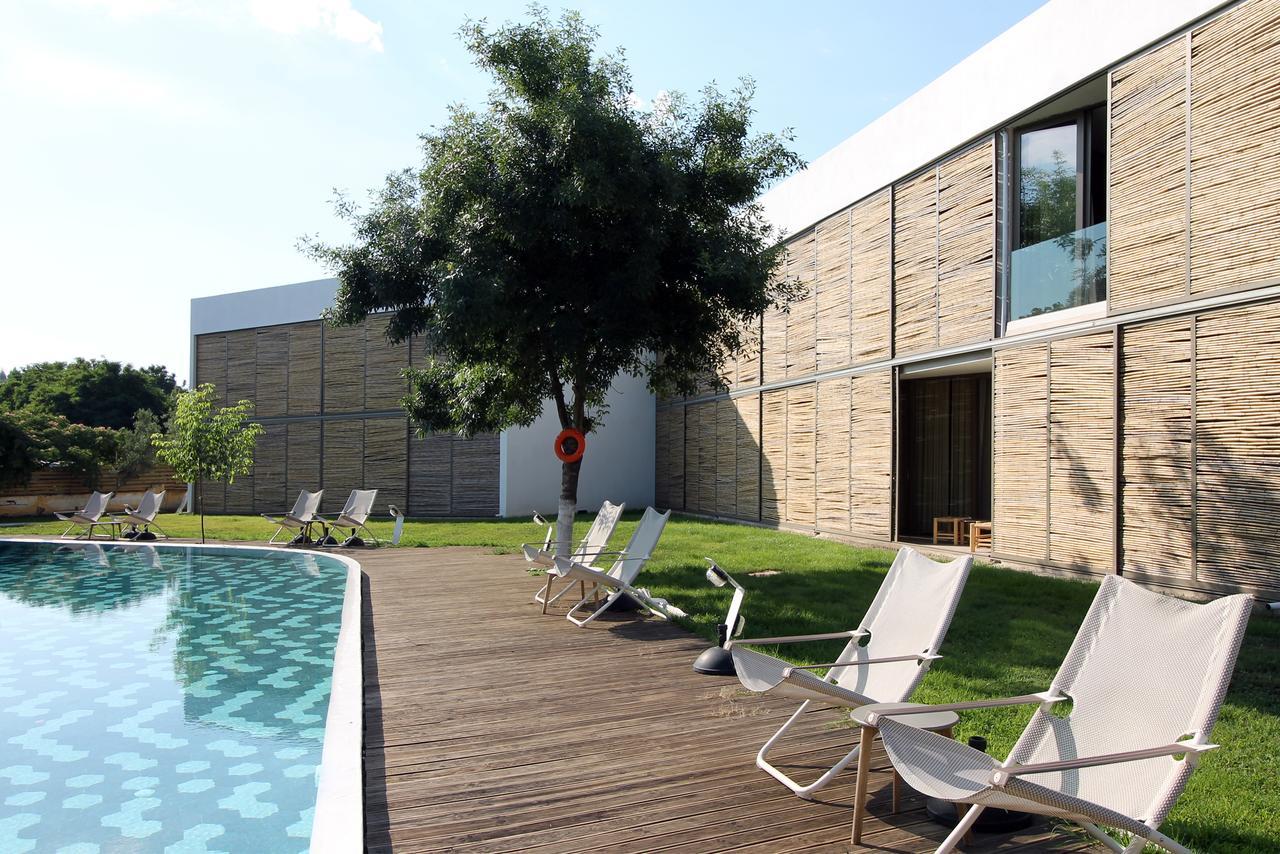 Despotiko Apt. Hotel & Suites Toroni Exterior photo