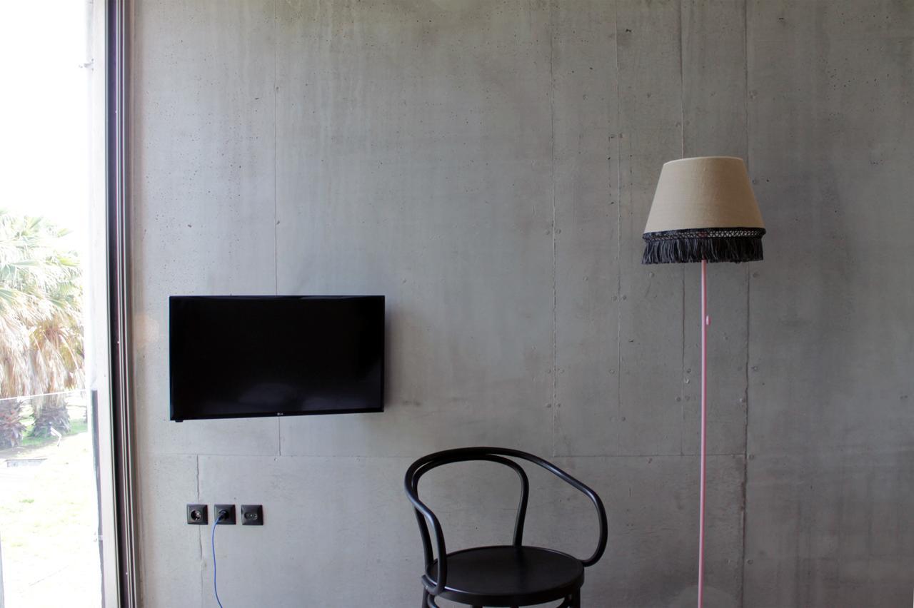 Despotiko Apt. Hotel & Suites Toroni Exterior photo
